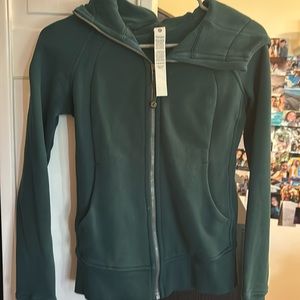 Lululemon define zip up size 2